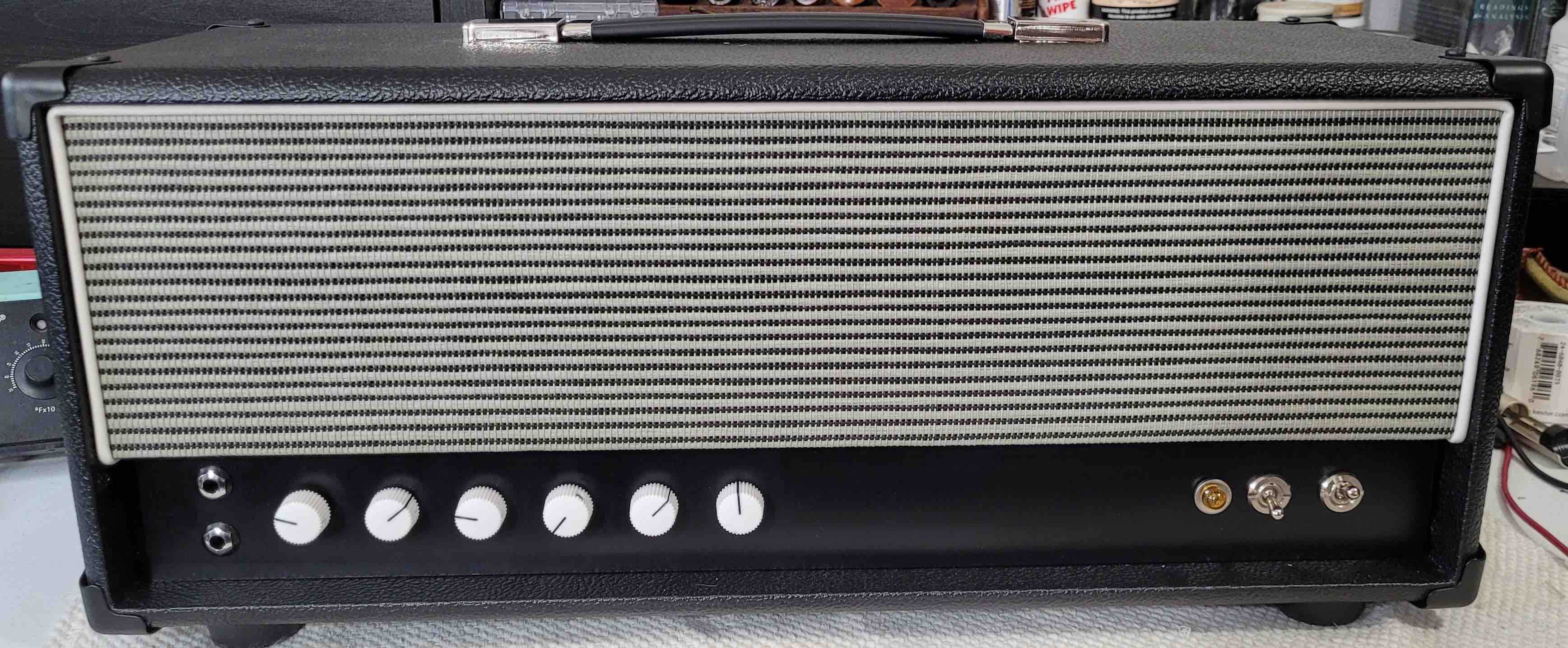 Fusionbear Built a Clean Amp for Himself