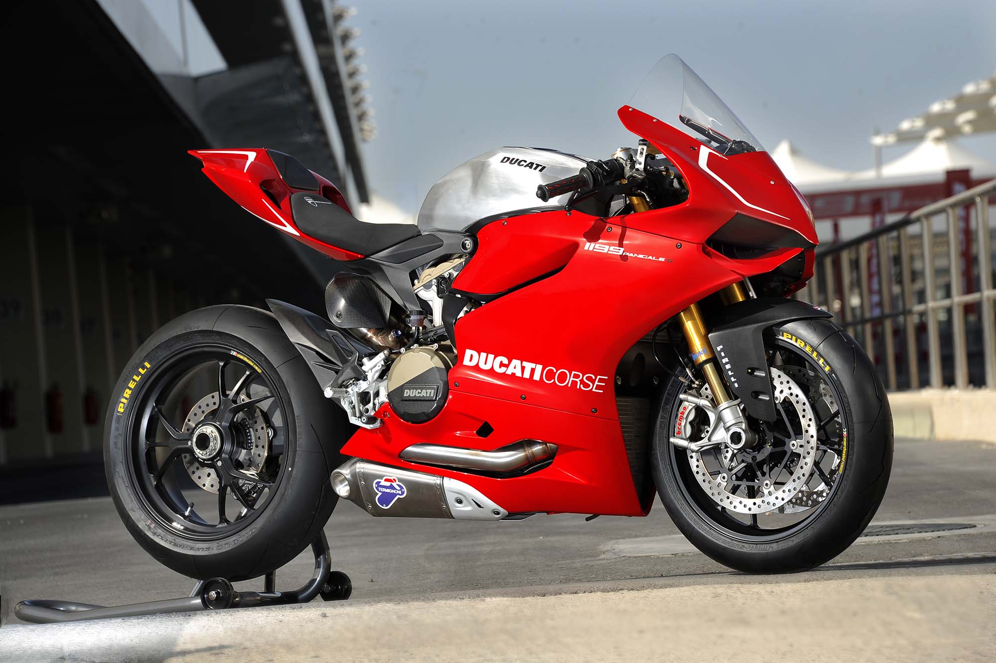 Ducati-1199-Panigale-S-Superstock.jpg