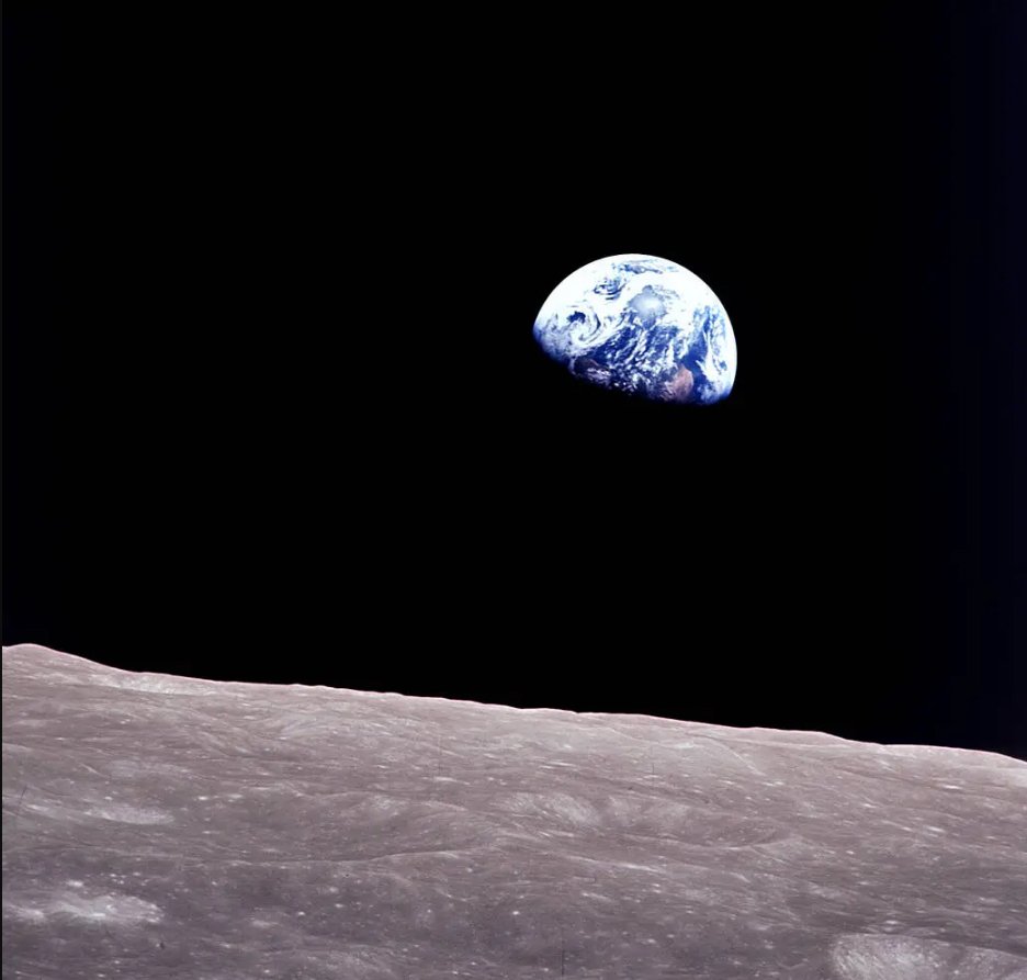 Earthrise.jpg