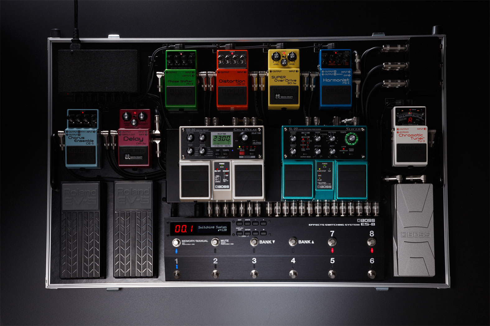 es-8_pedalboard_gal.jpg