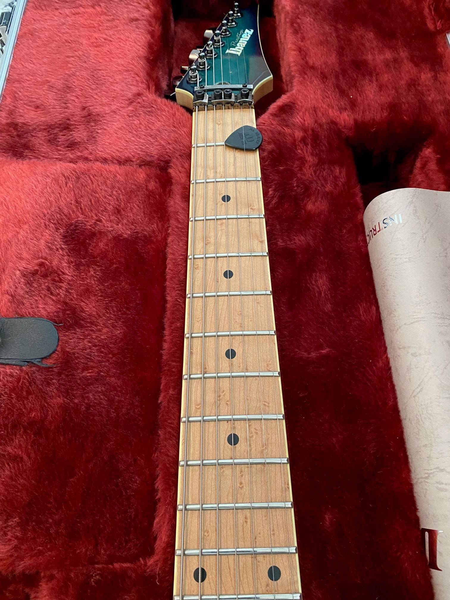 fretboard1.jpg