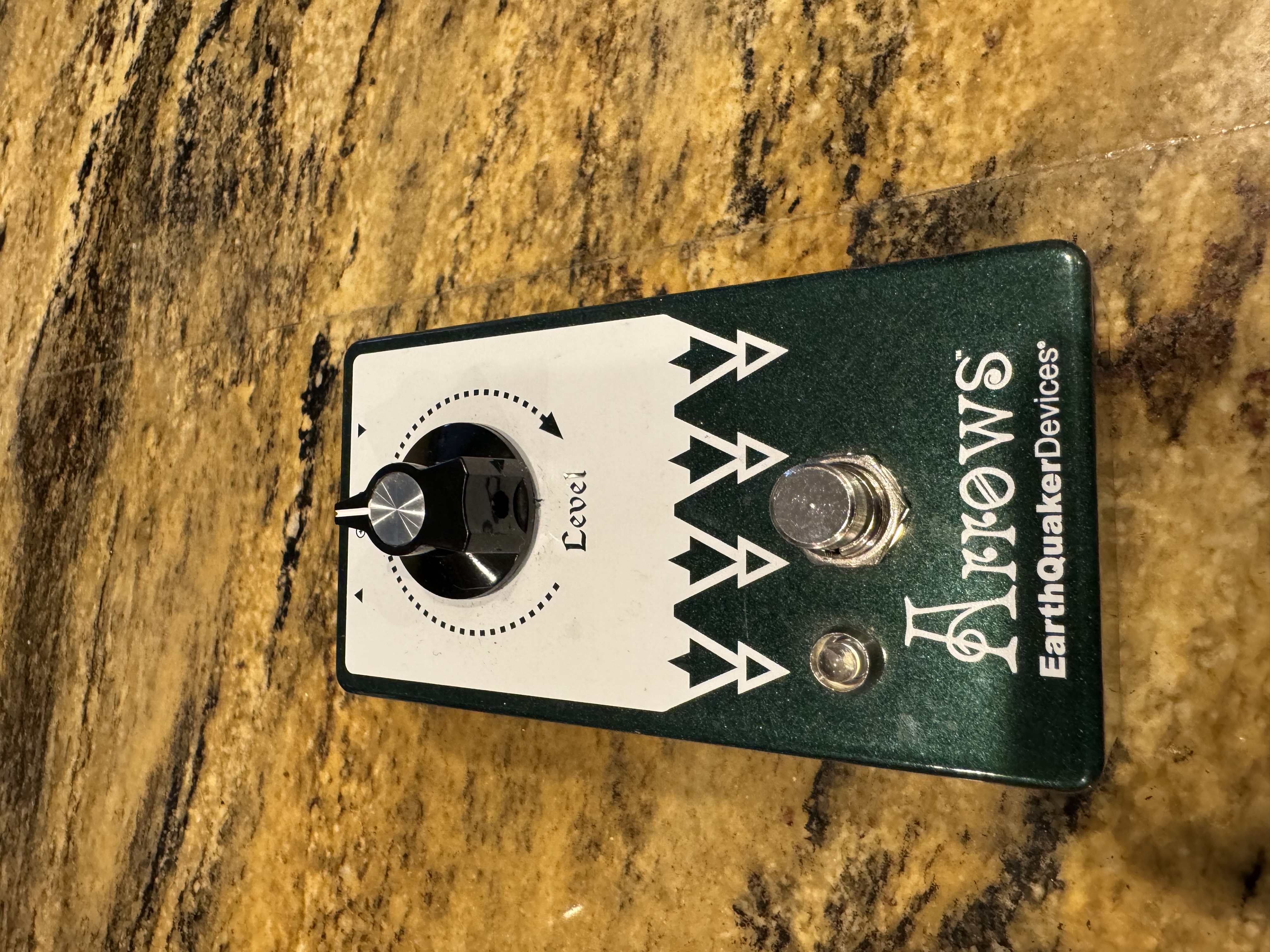 Earthquaker Devices Arrows Boost | Rig-Talk