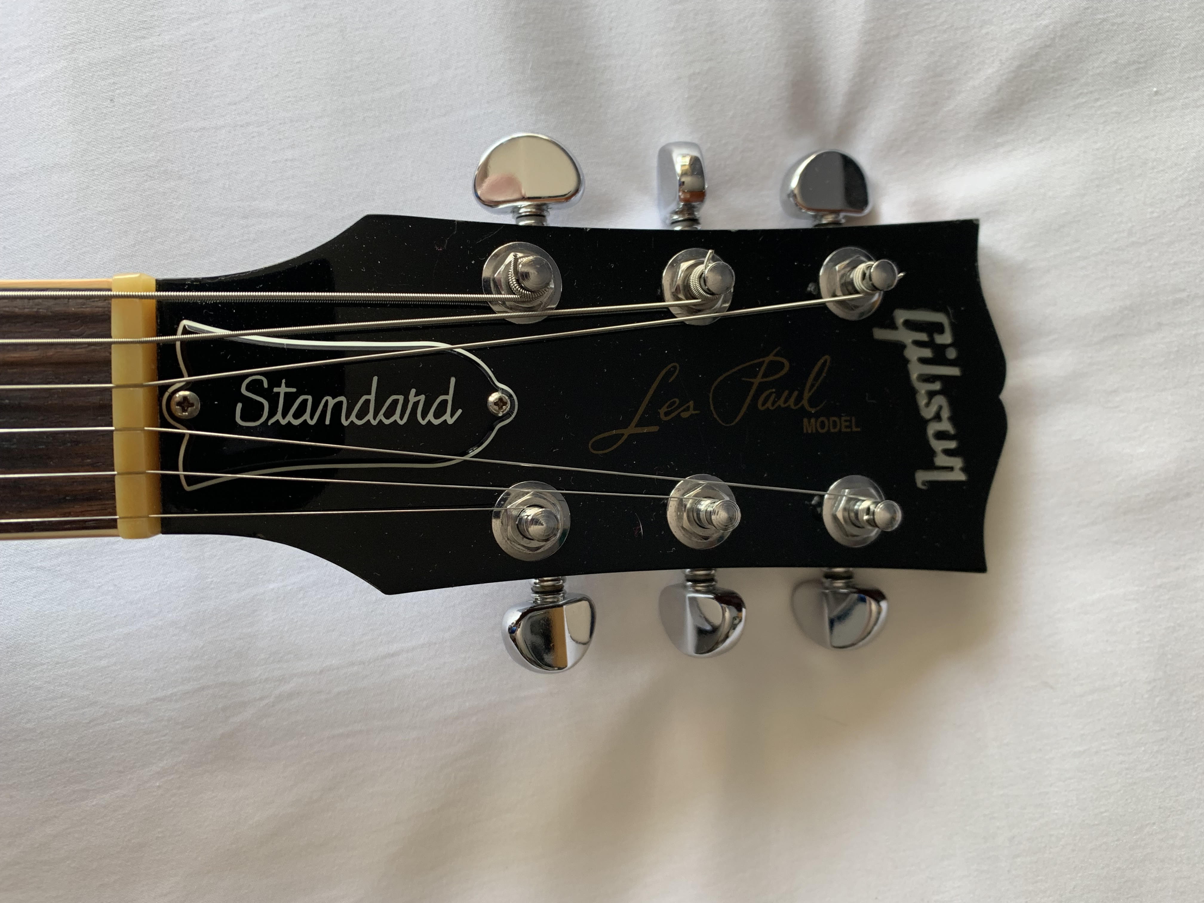 LP headstock front.jpg