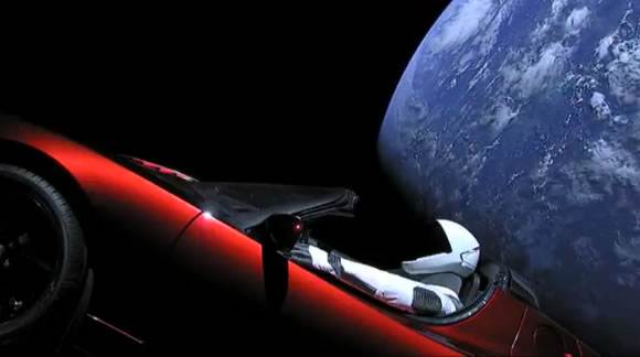 Roadster_Earth.jpg