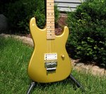 gold charvel 004.JPG