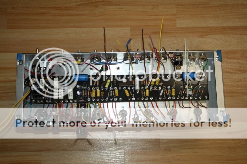 SE20%20-%20board%20in%20chassis_zpsutv4vok9.jpg